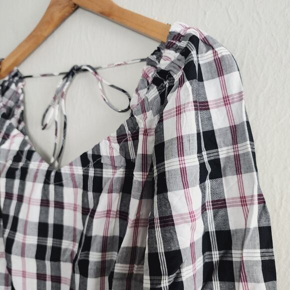 NEW J. Crew V-Neck Black Plaid Checkered Long Sleeve V-Neck Top - Picture 8 of 13